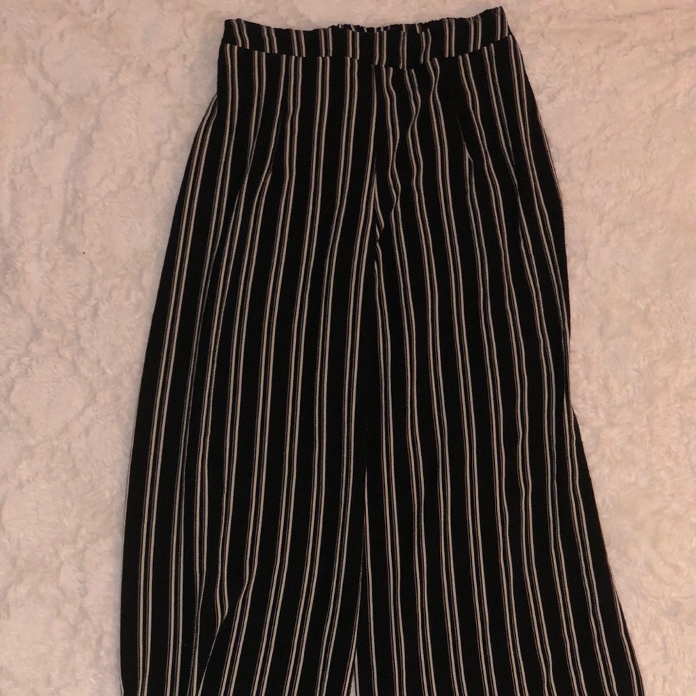 Flowy pants - Picture 3 of 3